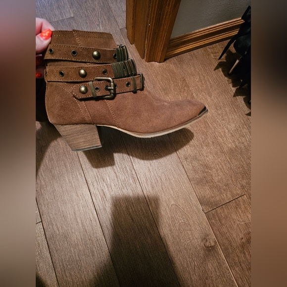 Booties Cowboy Style- Aldo Size 39 - Picture 5 of 6